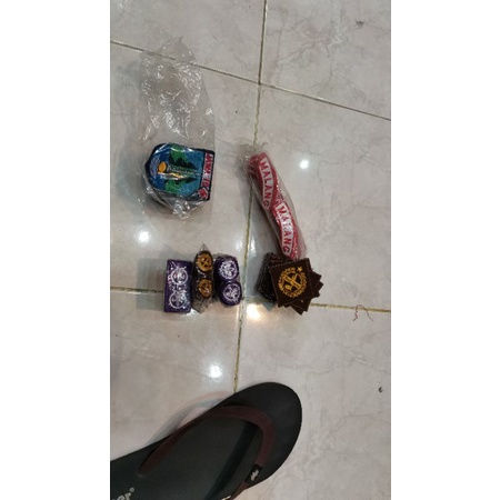 

1 paket bed pramuka