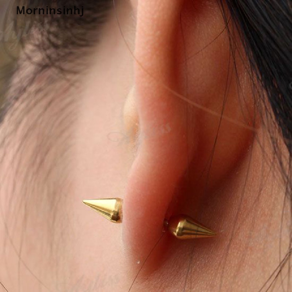 1 Pasang Anting Stud Bahan Stainless Steel Gaya Punk Rock Untuk Pria Dan Wanita