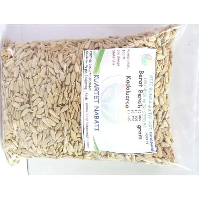 

Sunflower - Biji Bunga Matahari Oven - Kupas - Matang - Panggang 1 Kg