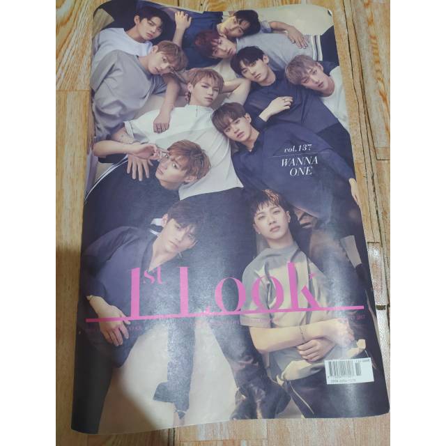 1st look magazine wanna one / majalah debut wanna one