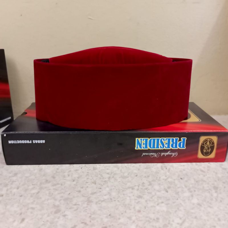 peci songkok susun polos warna merah maroon