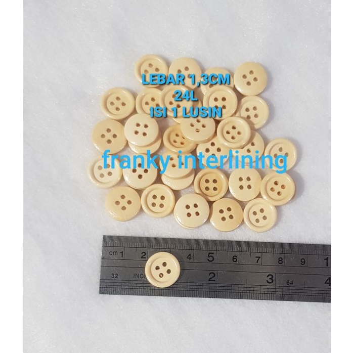 KANCING KAYU LEBAR +-1,5CM / 24L ISI 12 PCS