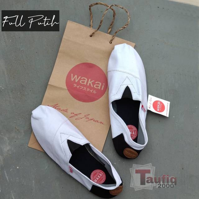 SALE!! Sepatu Wakai Slop Slip On Unisex (Cewek/Cowok)