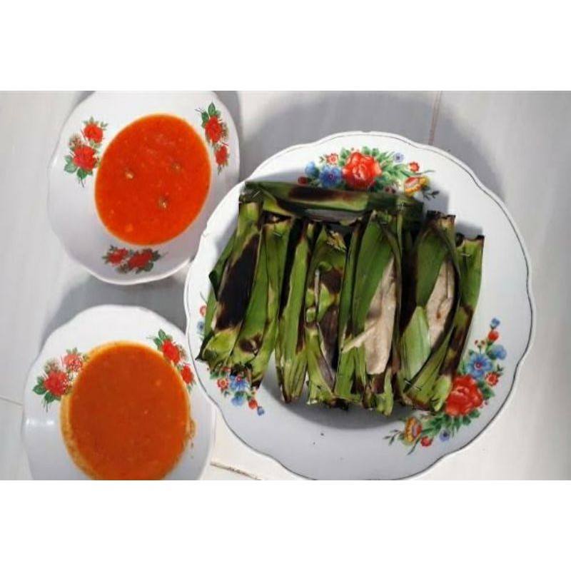

Otak-Otak Daun Sepaket Isi 10pcs Murah Enak Asli Bangka