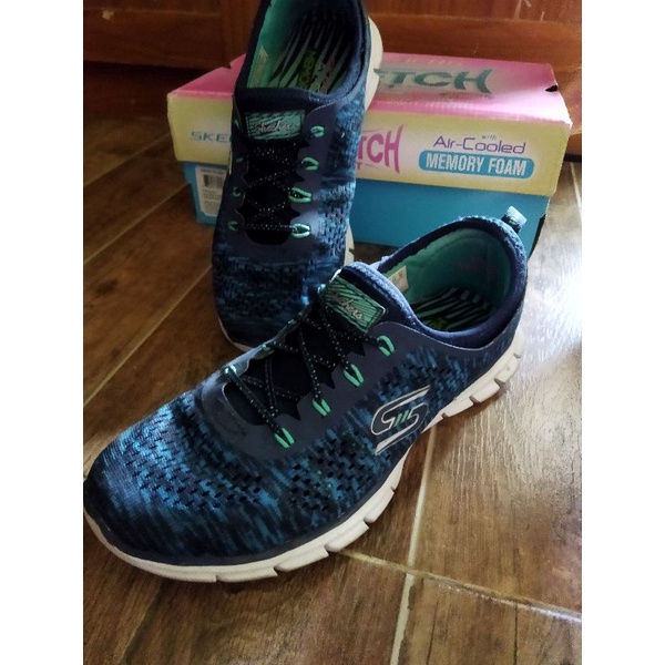 Sepatu Skechers original Sketchers stretch fit sepatu olahraga slip on wanita