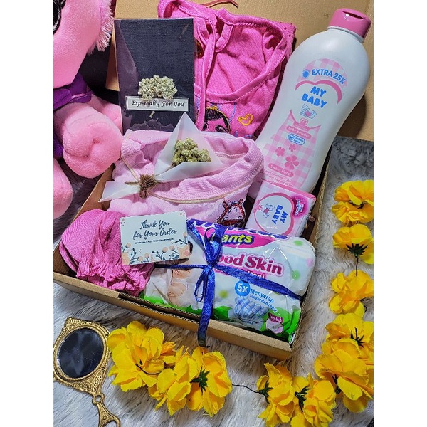 Hampers Parcel Bayi Dress anak perempuan Hadiah Kado melahirkan Set Setelan Baju Celana anak usia / 