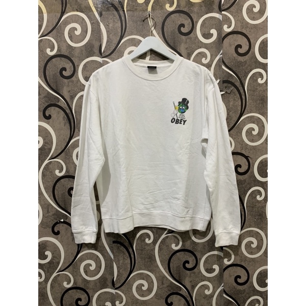 crewneck obey second