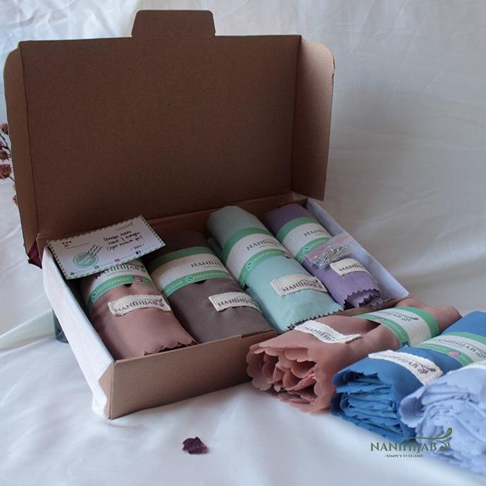 HAMPERS HIJAB SPESIAL / GIFT SET BOX HIJAB MIX / Nanihijab