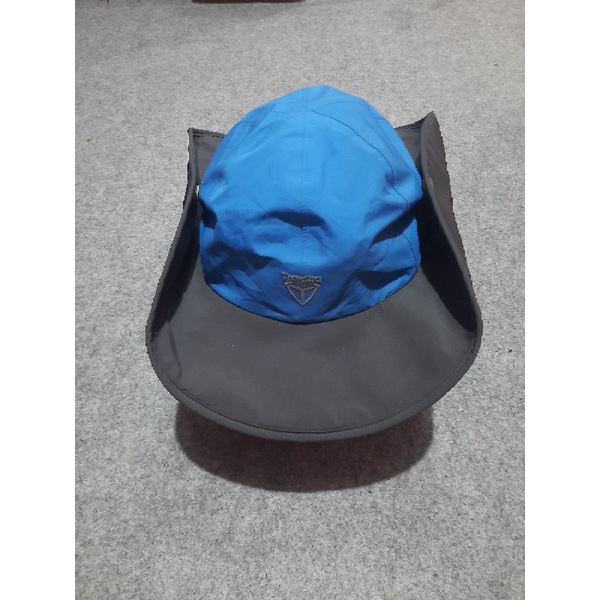 thrifting topi rimba treksta goretex
