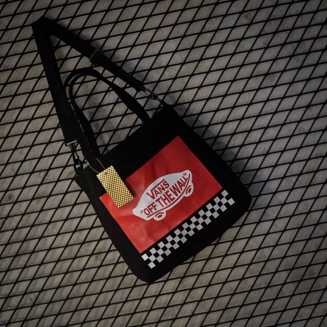 Vans 2 Way Big Tote Bag / Sidepack Bag Black