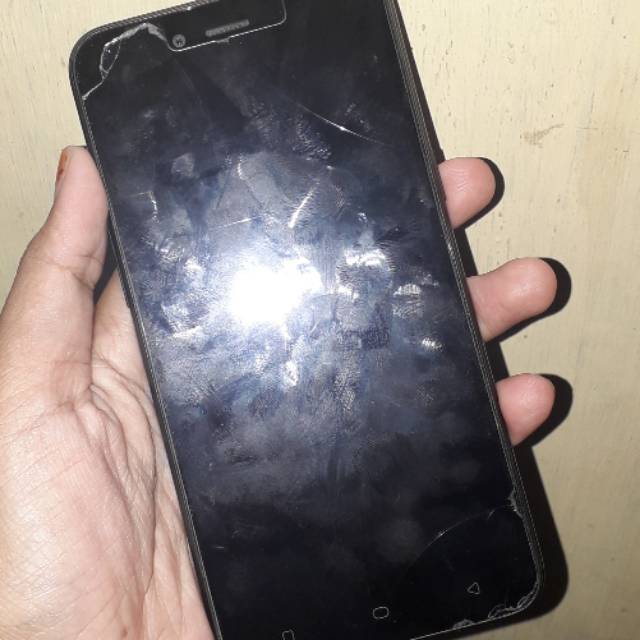 Dijual HP Oppo a71 Second. Sold out