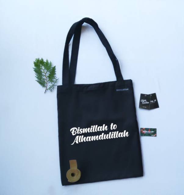 Totebag islami keren (bahan drill)