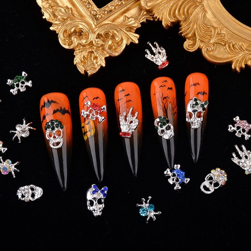 Charms Nail Art 3D Bentuk Tengkorak Laba-Laba Hantu Halloween Dengan Berlian Imitasi Untuk Kerajinan Kuku