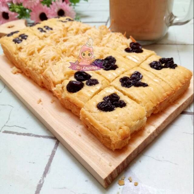 

Lekker Holland / Boterkoek Premium Cemilan Kue / Oleh2 Enak Homemade Halal