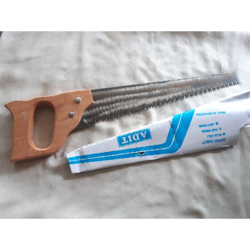 Gergaji Kayu baja asli, gagang kayu, sudah kikir, siap pakai
