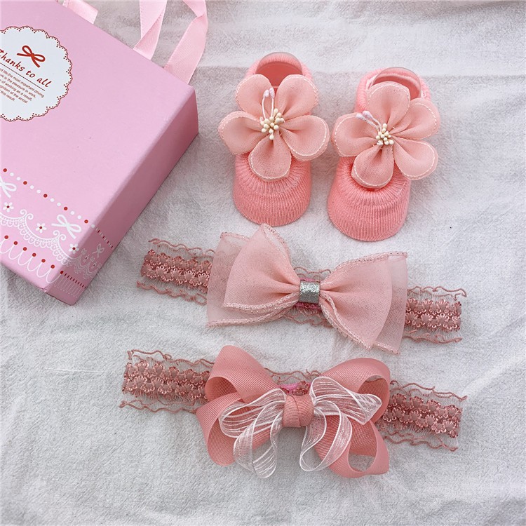 Kado Bayi Baru Lahir Hampers Newborn Bandana Kaos Kaki Bayi Lucu / Giftset Bandana Kaos Kaki Newborn-Pink 24