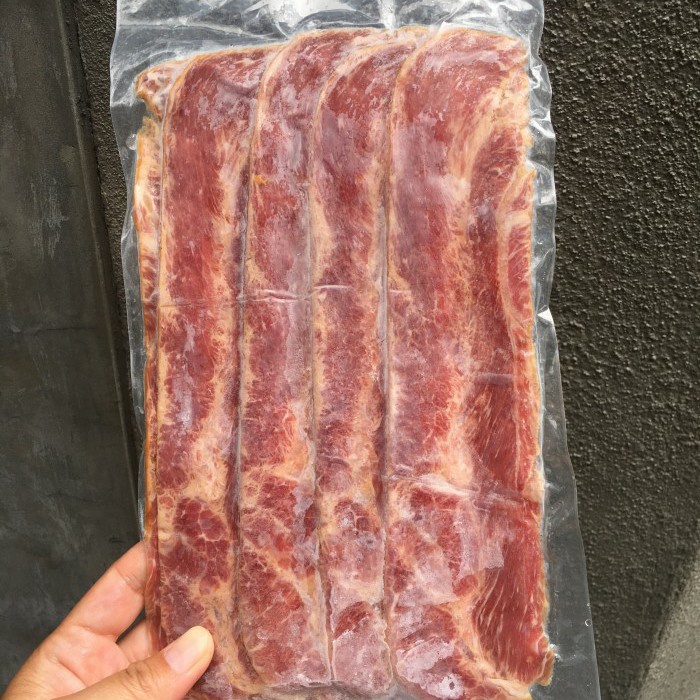 

Daging Asap - Beef Bacon 250 Gram - Daging Sapi Asap