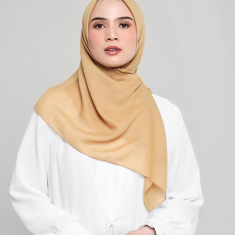 (SALE) Elzatta Scarf Segi Empat Obelia Samida
