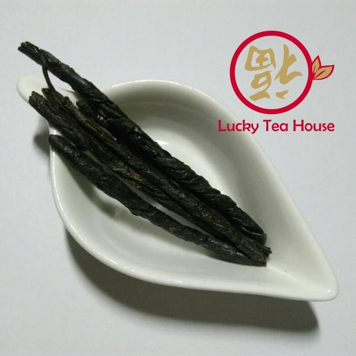 

Kuding tea 25 gram bitter nail ilex chinese tea teh cina - tth1757