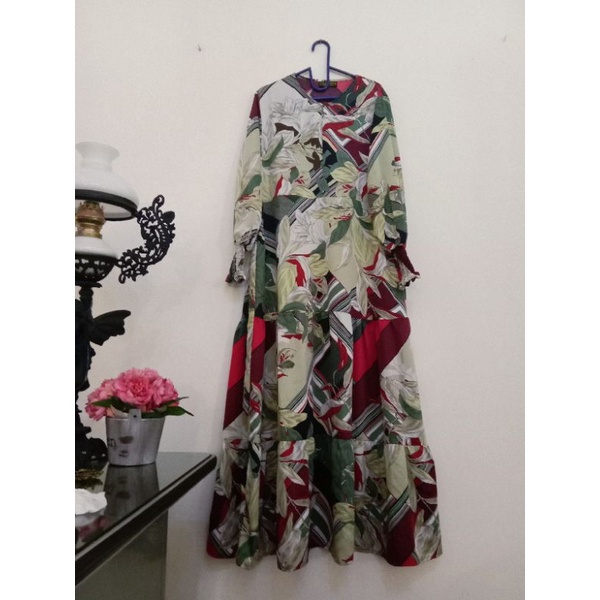 11.  gamis silk ori ummina by rahma ika putri