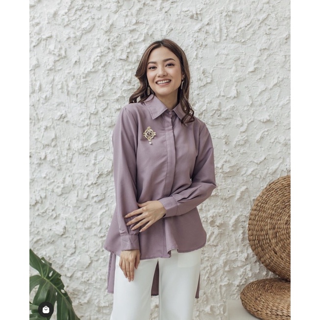 Preloved Nicole Blouse Wearing Klamby Lavender Size S