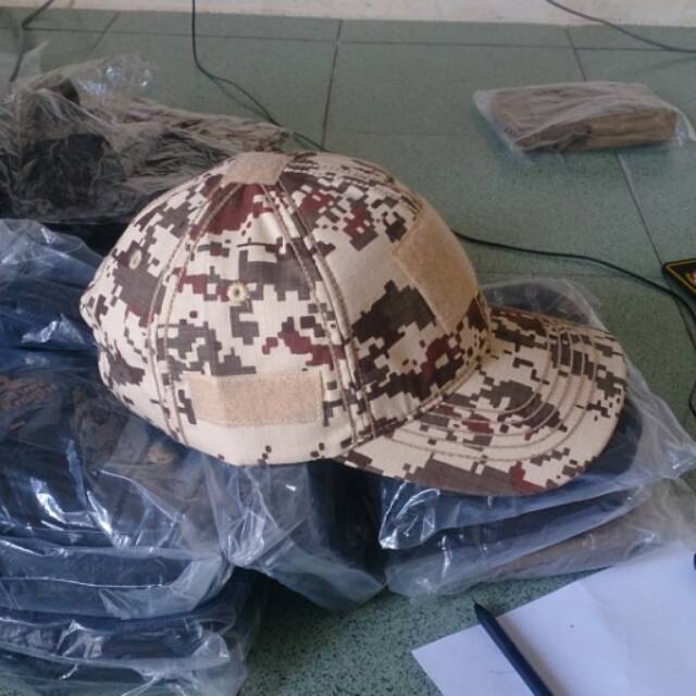 Topi loreng gurun /topi army /topi pria