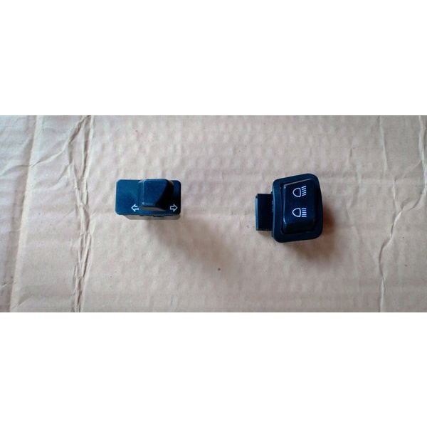 tombol saklar tombol lampu sen -lampu depan Vario 150 125 LED original copotan