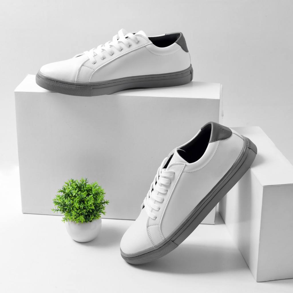 Victor White Grey | Sepatu Sneakers Pria Putih Original Casual Polos Cowok Ori Footwear | ARF FORIND