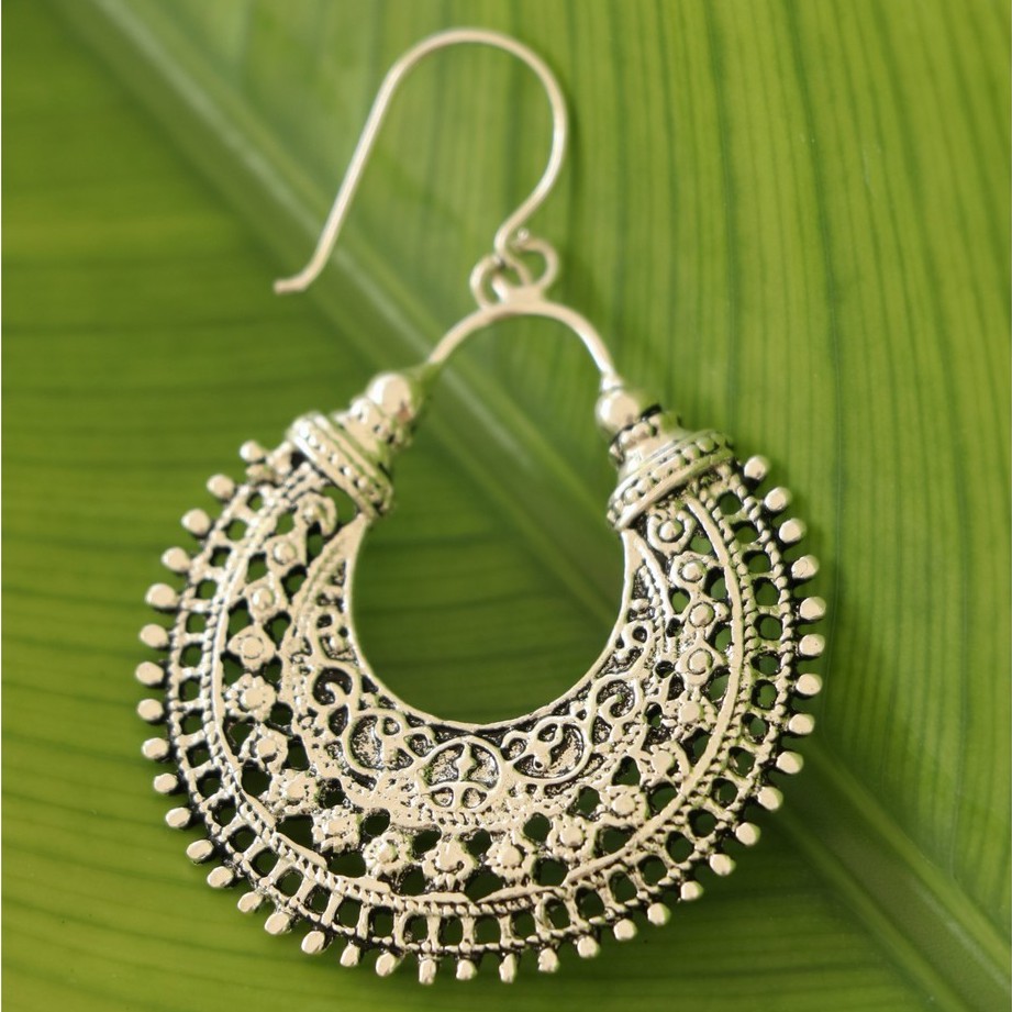 Anting anting wanita dewasa perak simpel