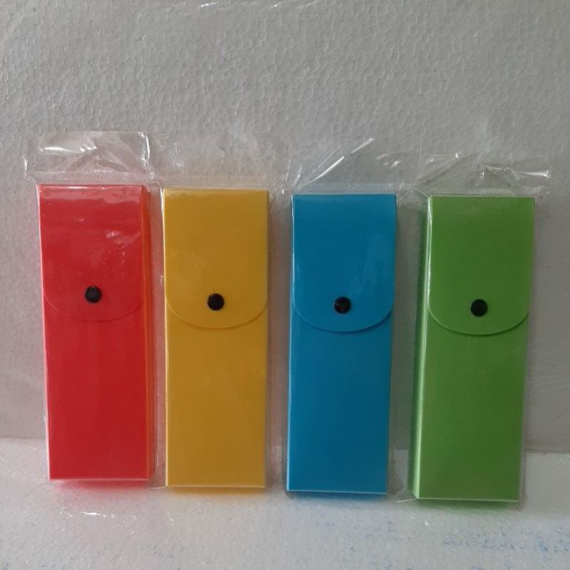 

Tempat Pensil Kancing Merk Joyko