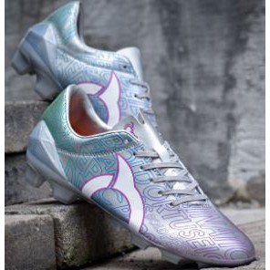 SEPATU BOLA ORTUSEIGHT CATALYST LEGION FG SILVER RAINBOW WHITE
