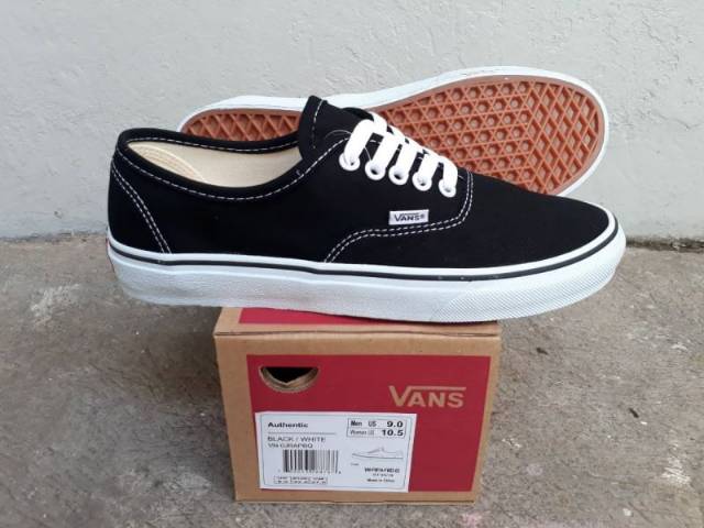 VANS AUTHENTIC CLASSIC BLACK WHITE UNISEX SEPATU VANS PREMIUM BNIB MADE IN CHINA WAFFLE DT