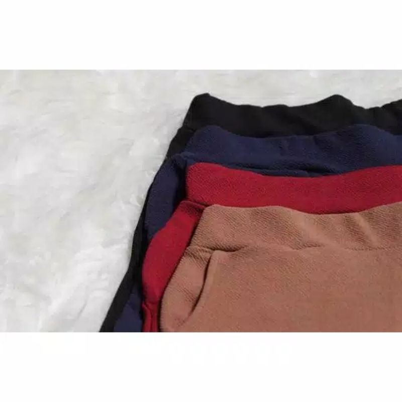 Celana kulot pendek dewasa wanita 3/4 - 7/8 motif Polos wafel crepe termurah dan Terlaris-1