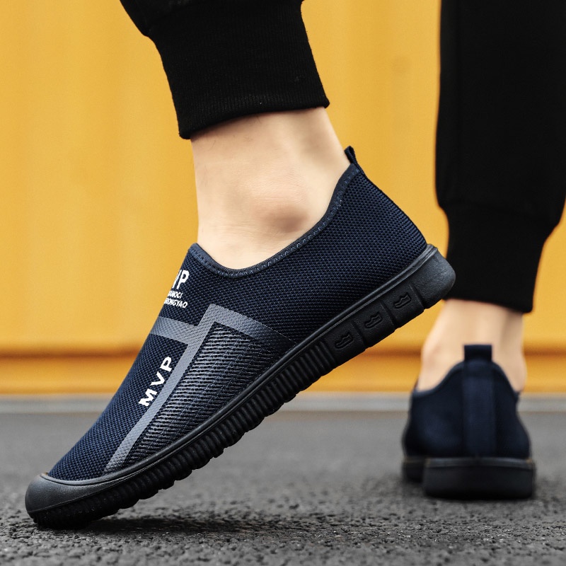 QINGSHUI Sepatu Pria Bernapas Sepatu Sneakers Pria Sepatu Kasual Pria Sepatu Pria Nyaman Slip Pada Sepatu Datar