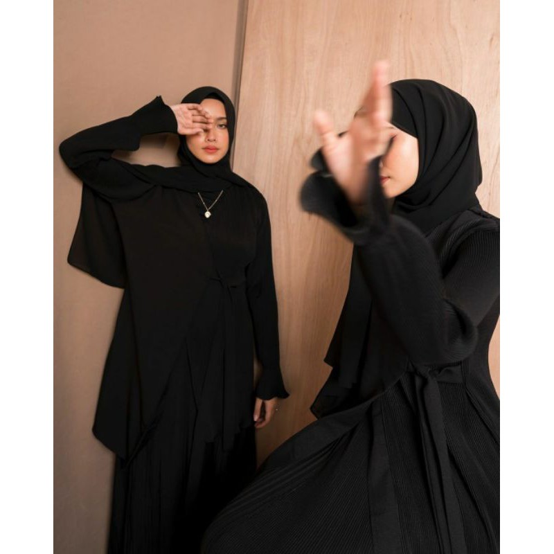 Zania Blouse by Local. id