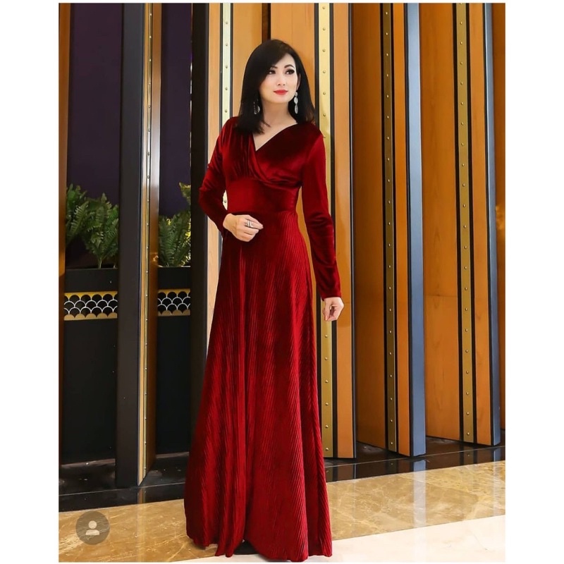 Gamis Bludru - Maxy Syar'i / Dress Muslim / Baju Wanita Muslimah Bahan Bludru premium
