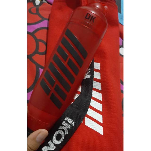 Ikon konbat japan