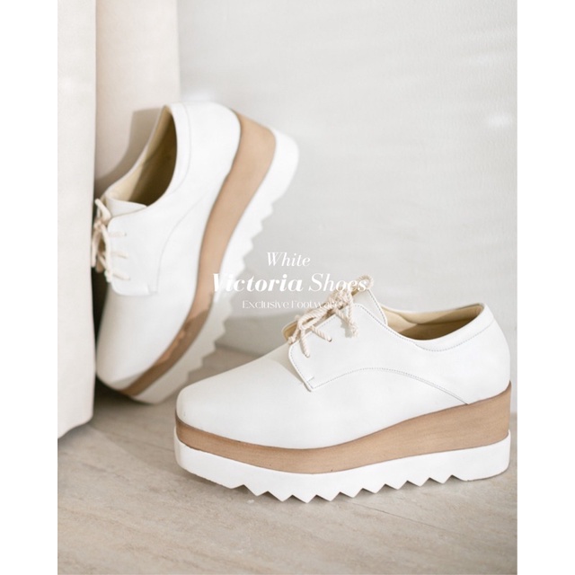READY STOCK VICTORIA SHOES BY KAZAMI STORE