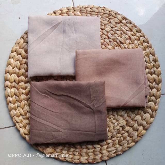 [Lemari_irnie] Hijab Paris Miracle, 110x110 Jahit Tepi 1 by sally_scarf