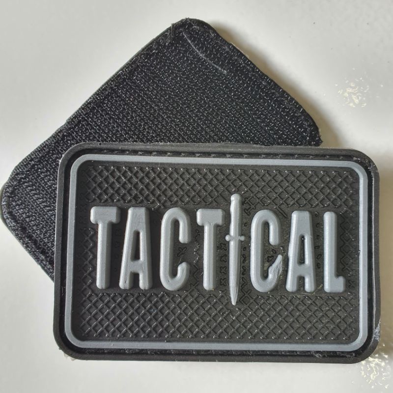 PATCH RUBBER LOGO TULISAN TACTICAL DASAR HITAM/TEMPELAN EMBLEM KARET VELCRO