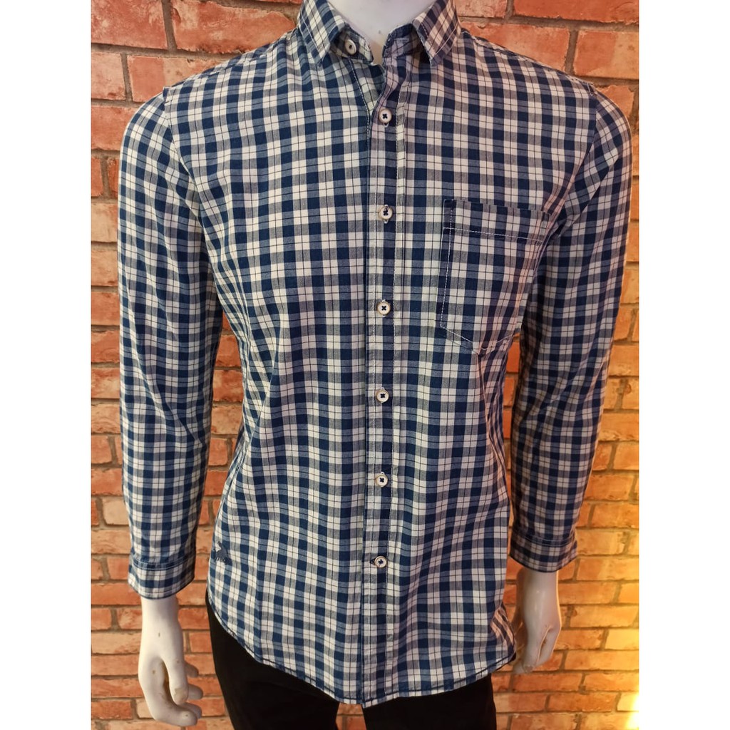 Kemeja Lengan Panjang Lois