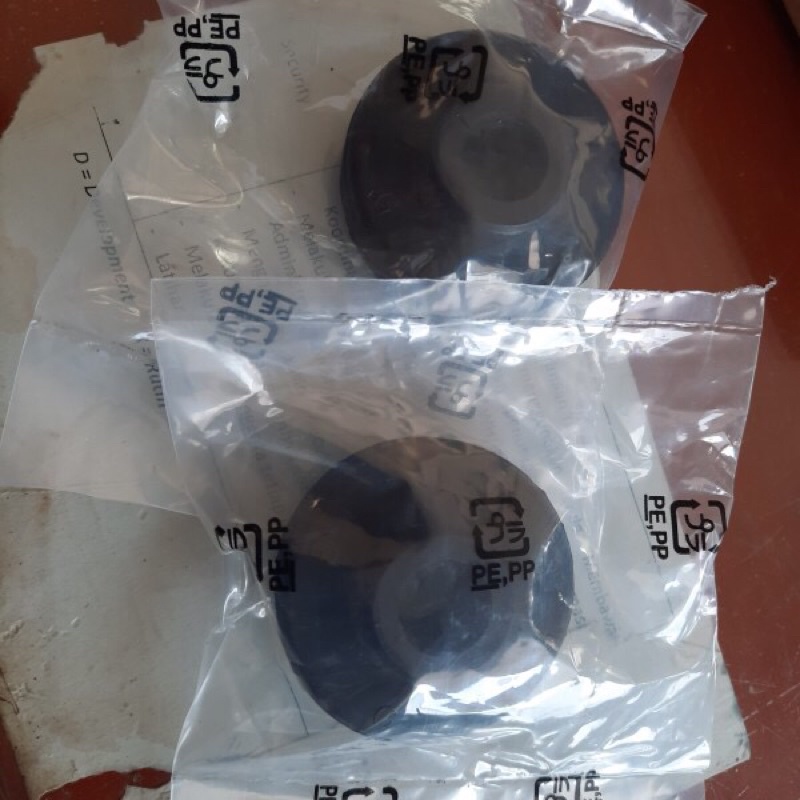 suport shock support belakang mobilio karet