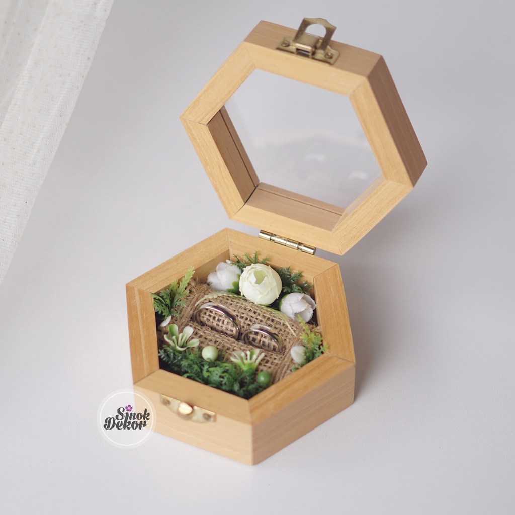 Ring Box Kotak Cincin Kayu Akrilik Hexagon Mahar Nikah