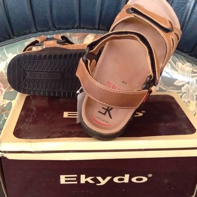 Sandal pria ekydo  Radovan-04 M