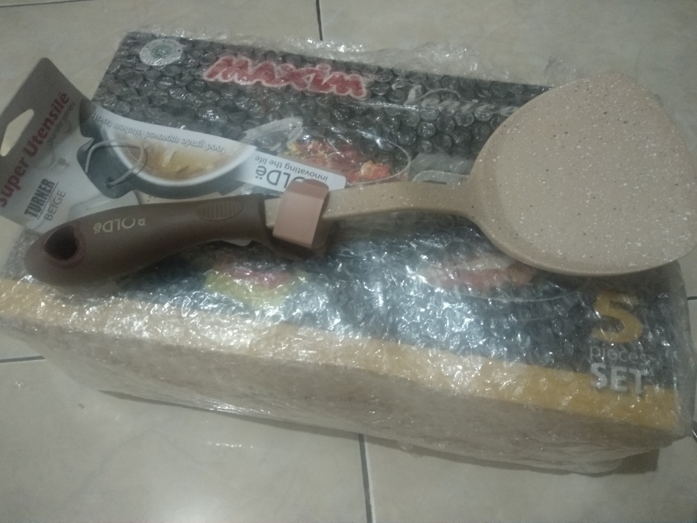 Maxim Venice 5 Pcs Set Wajan Penggorengan Panci Teflon Dan Spatula Anti Lengket