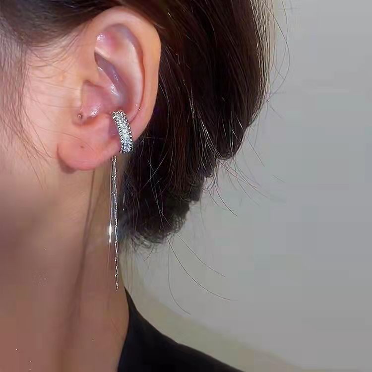 1 Pc Anting Klip Rumbai Panjang Bentuk C Bahan Zirkon Gaya Korea Untuk Wanita