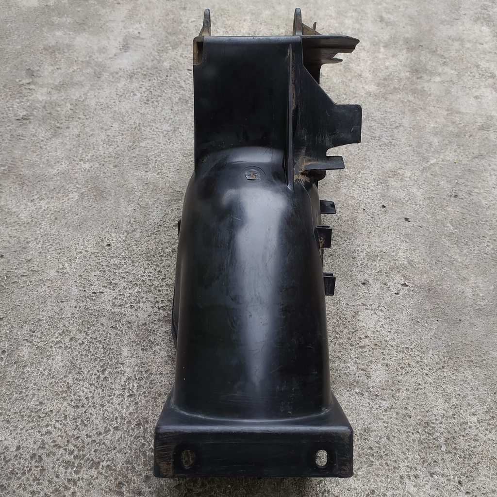 cover slebor kolong belakang yamaha f1zr fizr F1ZR original copotan motor