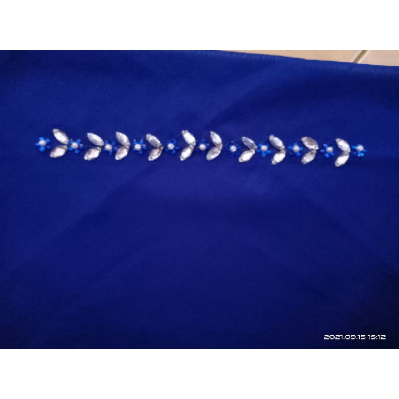 Hijab bando bunga bella square