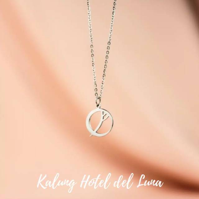 Kalung hotel Del Luna