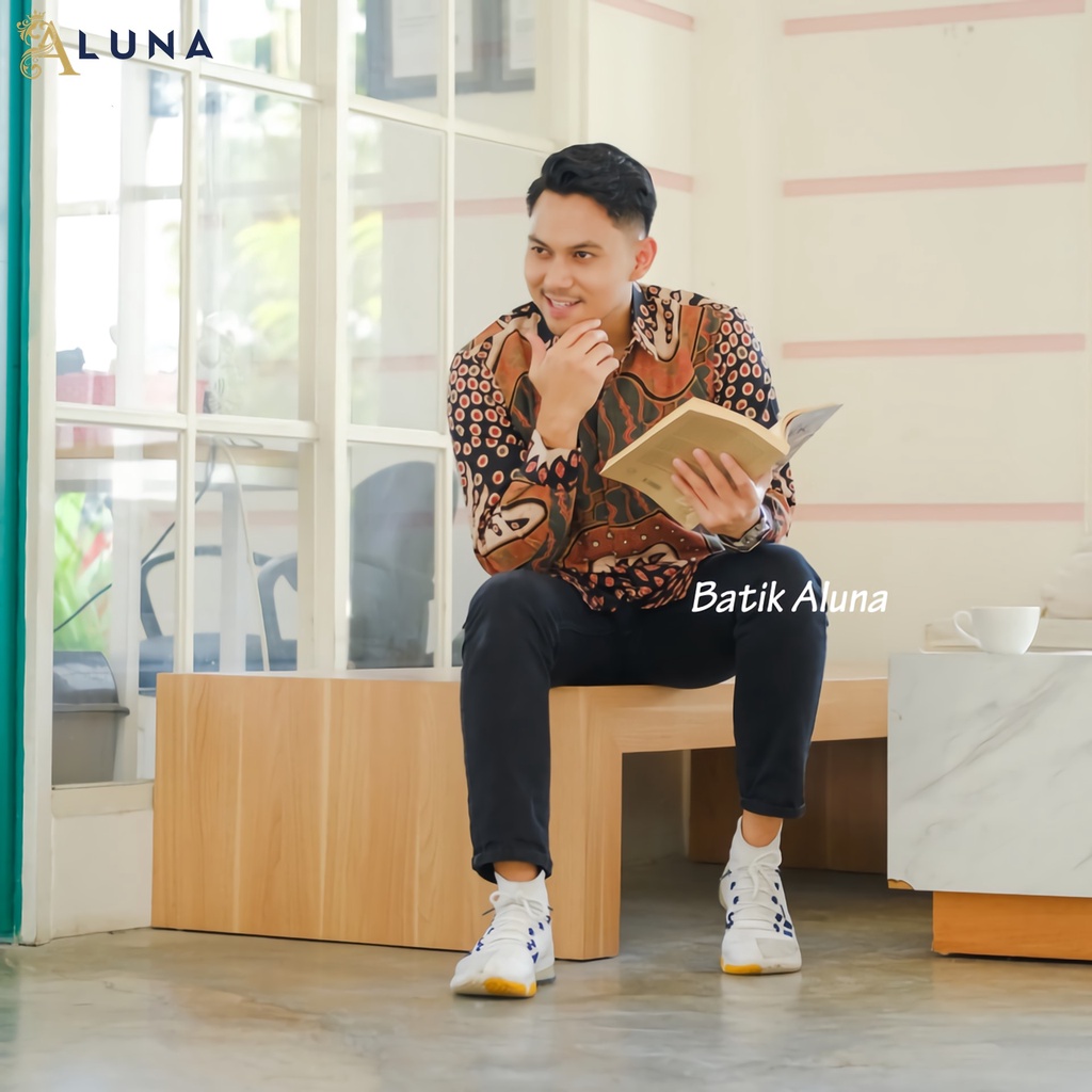 KEMEJA BATIK PRIA PREMIUM LENGAN PANJANG REGULAR BATIK ALUNA PCW 030